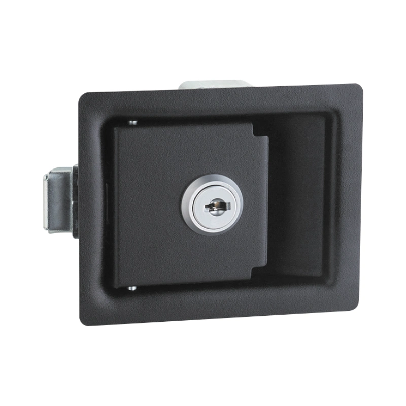 Chapa negra con llave para puerta MS738. Ideal para gabinetes y paneles industriales con cierre seguro y fácil instalación.